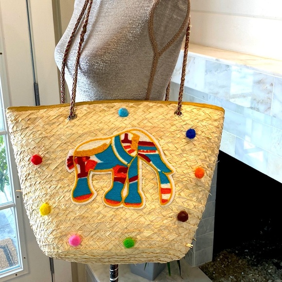 Elephant Straw Pompom Trimmed Beach Tote Bag - Picture 2 of 11